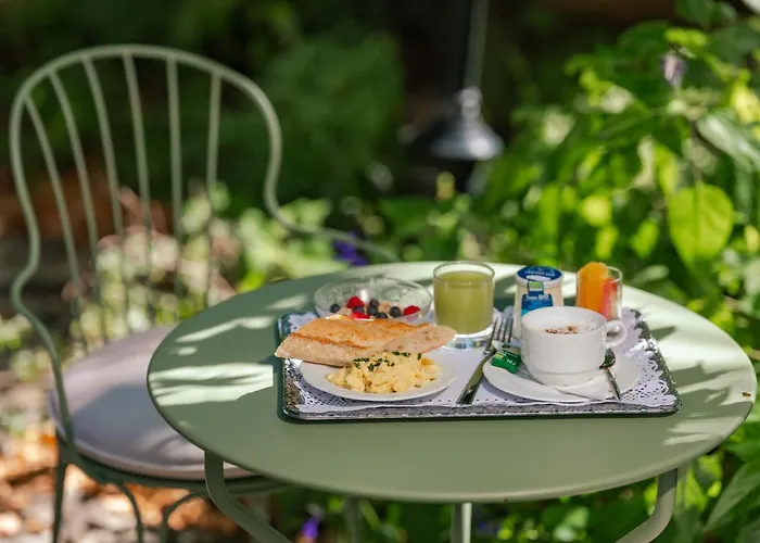 Hotel Des Grandes Ecoles