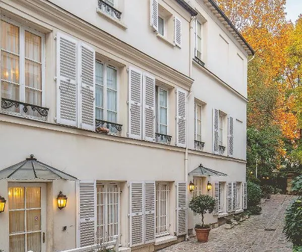 Des Grandes Ecoles 3*