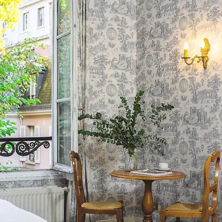 Des Grandes Ecoles 3* Párizs